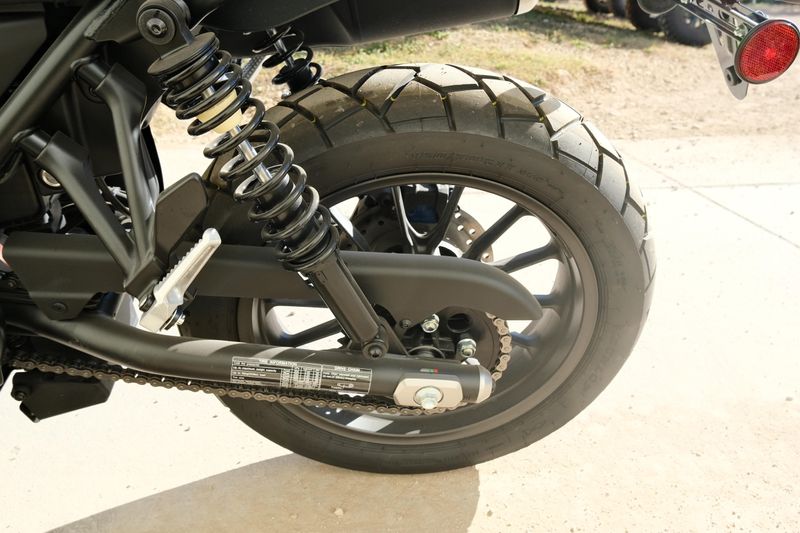 NEW 2025 HONDA SCL500 Image 18