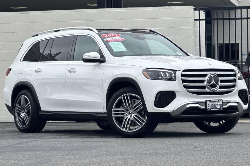 Used 2025 Mercedes-Benz GLS 450Image 2