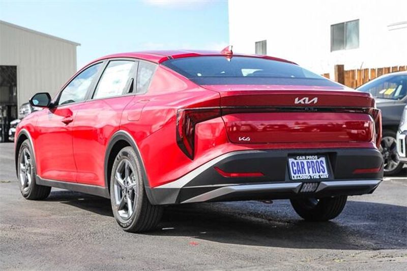 New 2025 Kia K4 LXSImage 15
