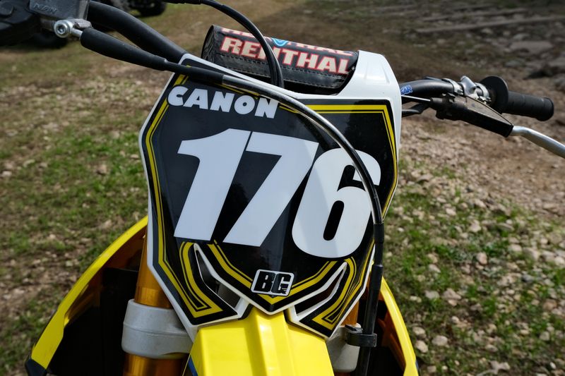 2020 Suzuki RMZ250M0 YELLOWImage 6