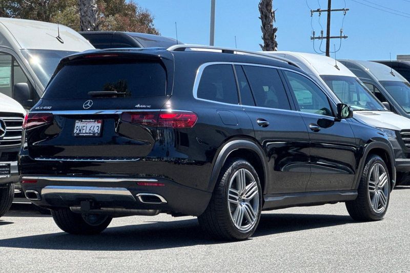 Used 2026 Mercedes-Benz GLS 450Image 4