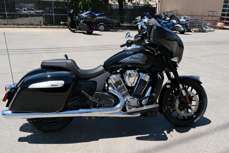 NEW 2025 INDIAN MOTORCYCLE CHIEFTAIN POWERPLUS Image 2
