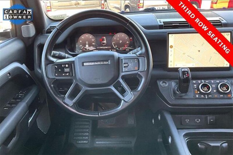 Used 2024 Land Rover Defender X-Dynamic SEImage 4