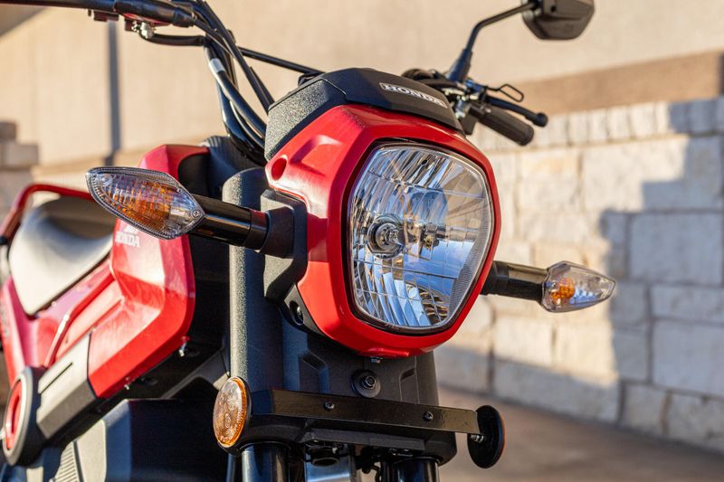 2025 Honda Navi Image 8