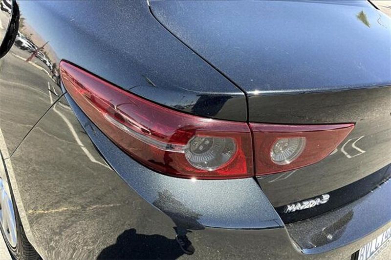 2021 Mazda Mazda3 Sedan SelectImage 28