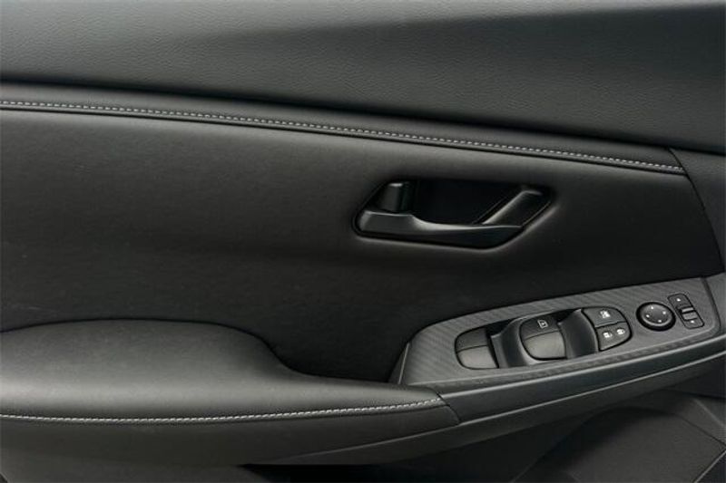 New 2025 Nissan Sentra SImage 8