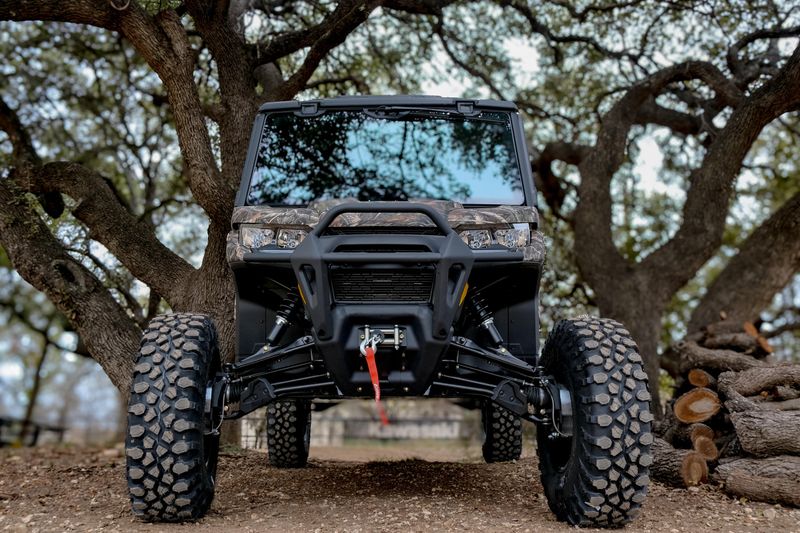 2025 Can-Am DEFENDER MAX LIMITED CAB HD10 WILDLAND CAMOImage 10