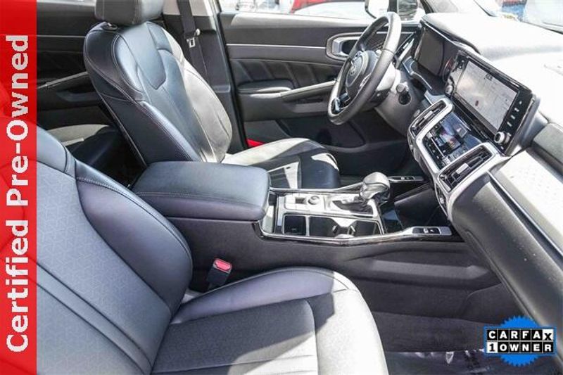 Used 2021 Kia Sorento SXImage 17