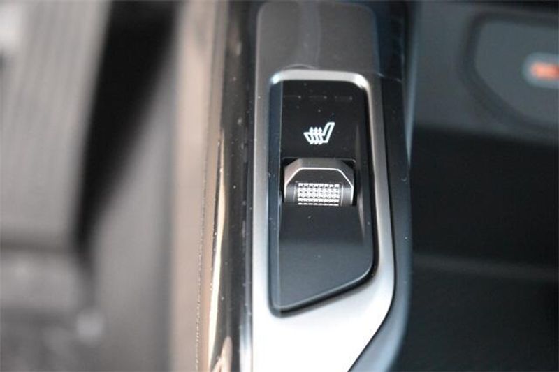 2025 Kia Sorento X-Line EXImage 32