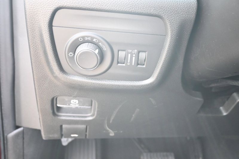 2025 Jeep Grand Cherokee Altitude XImage 19