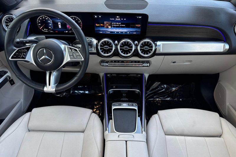 Used 2026 Mercedes-Benz GLB 250Image 15