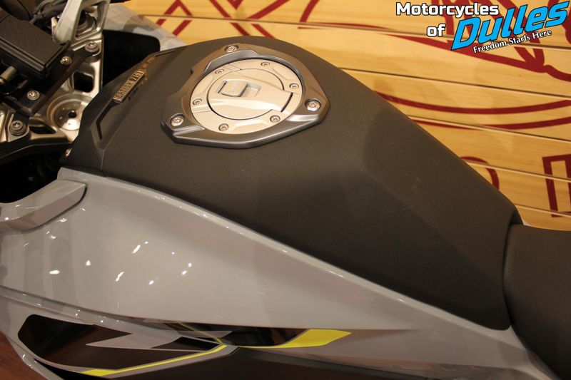 2026 BMW R1300RS ASA Image 15