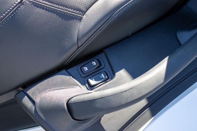 NEW 2026 CAN-AM SPYDER RT LIMITED Image 19