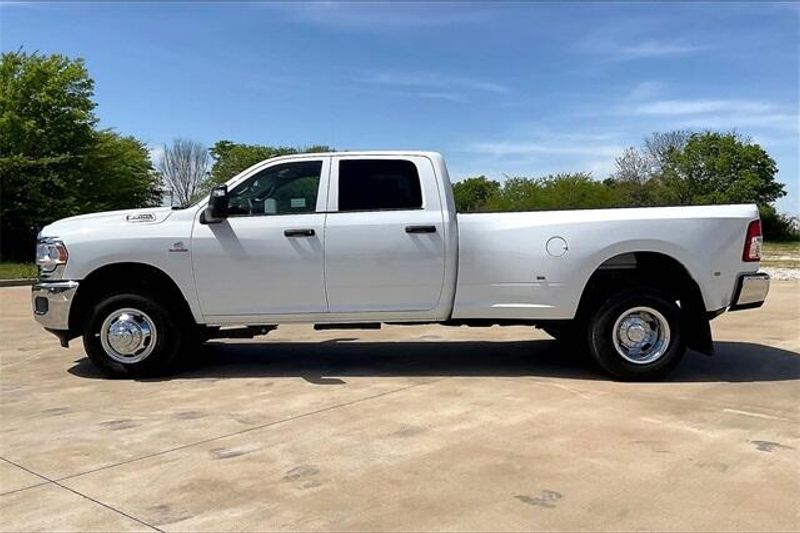 2024 RAM 3500 Tradesman Crew Cab 4x4 8