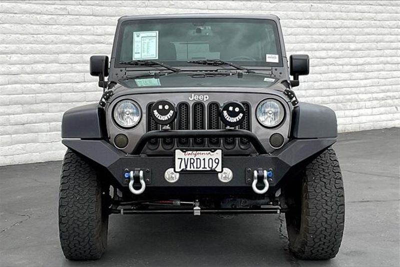 2017 Jeep Wrangler Unlimited Sport photo 2