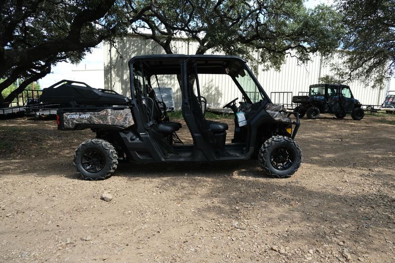 2025 Can-Am DEFENDER MAX XT HD9 WILDLAND CAMOImage 4