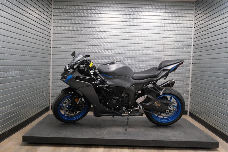 NEW 2026 KAWASAKI NINJA ZX-6R Image 6