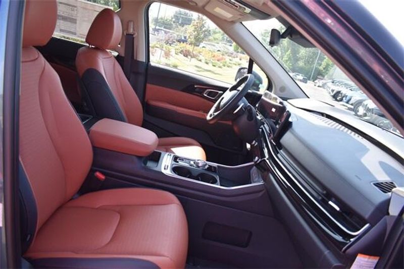 New 2026 Kia Carnival Hybrid SX PrestigeImage 13