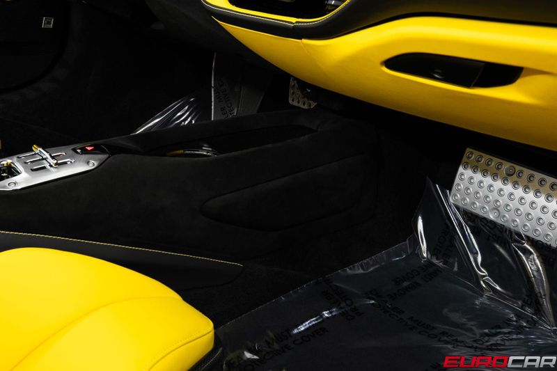 2024 Ferrari SF90 Spider *CARBON RACING SEATS * FULL PPF*Image 40