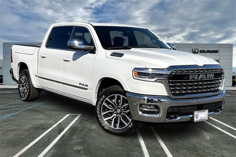 2025 RAM 1500 Limited Crew Cab 4x4 5