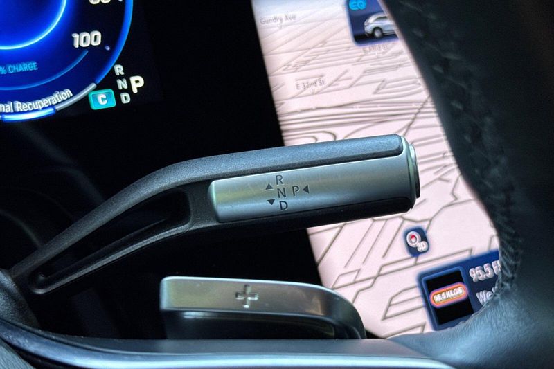 Used 2023 Mercedes-Benz EQS 580Image 25