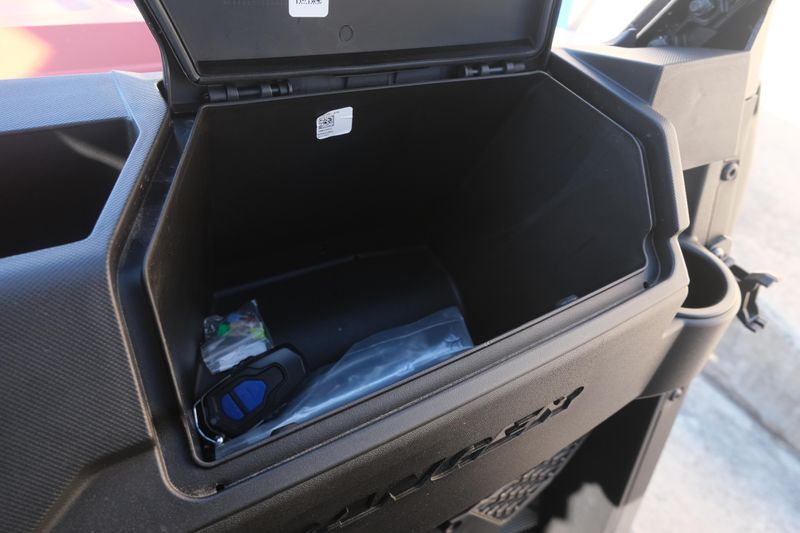 NEW 2026 POLARIS RANGER CREW 1000 PREMIUM Image 15