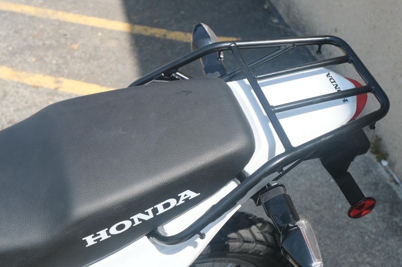 2025 Honda XR150L WHITE Image 12