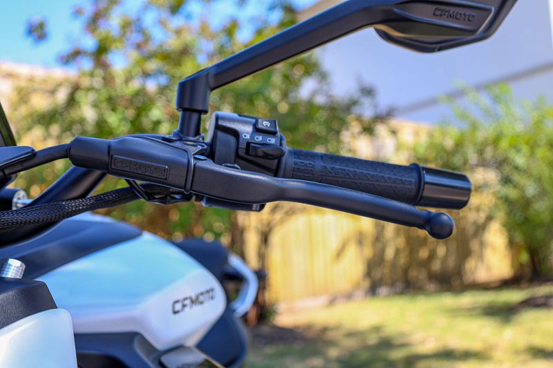 NEW 2026 CFMOTO 675NK Image 13