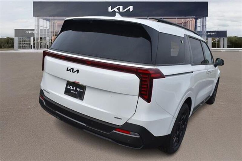 2025 Kia Carnival Hybrid SX PrestigeImage 3