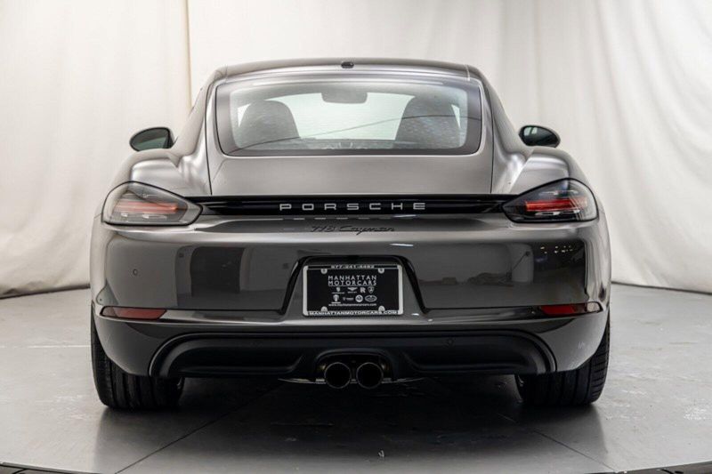 2024 Porsche 718 Cayman Image 4