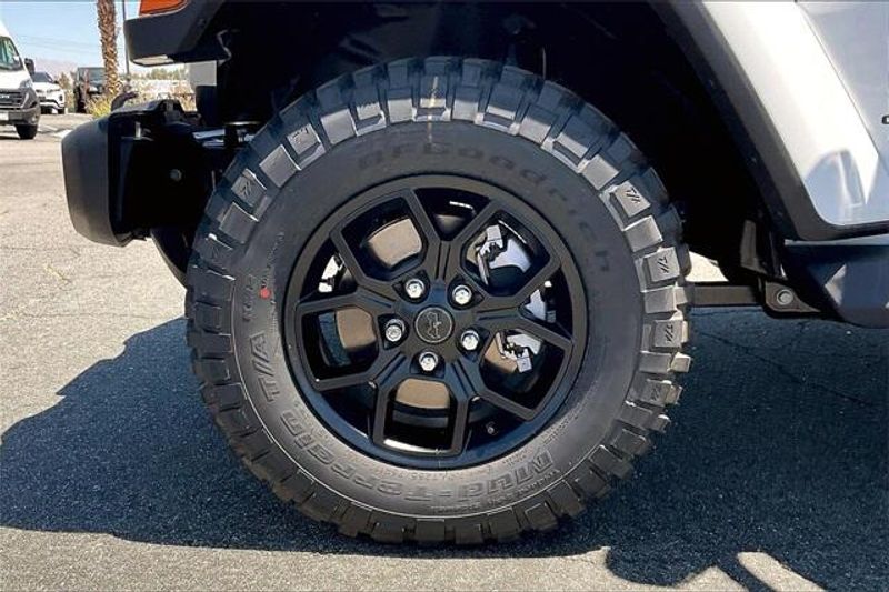 2025 Jeep Gladiator Big Bear 4x4Image 10