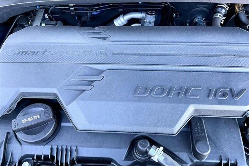 Used 2023 Hyundai Elantra SELImage 32