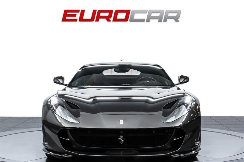 Used 2019 Ferrari 812 Superfast *HISTORICAL PAINT * IMMACULATE CONDITION*Image 8