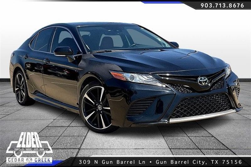 2019 Toyota Camry XLEImage 1