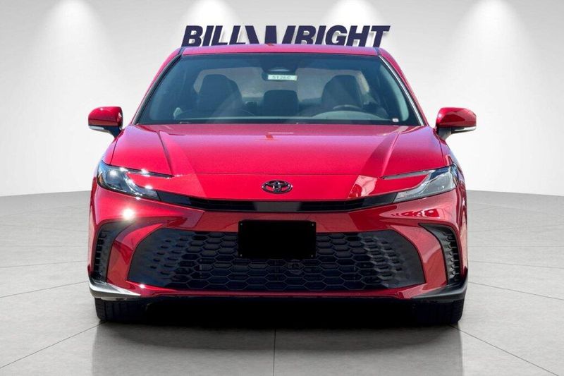New 2026 Toyota Camry SEImage 8