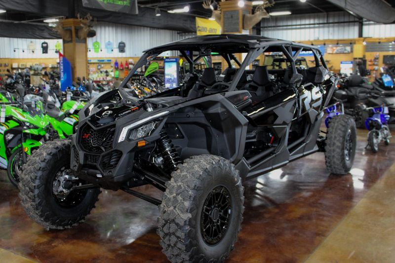 2025 Can-Am MAVERICK X3 MAX X RS TURBO RR TRIPLE BLACK Image 6