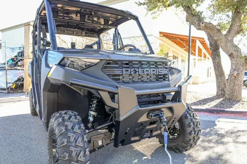 NEW 2026 POLARIS RANGER CREW 1000 PREMIUM Image 3