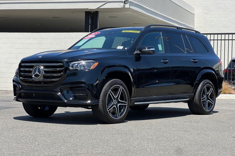 2025 Mercedes-Benz GLS 450Image 8