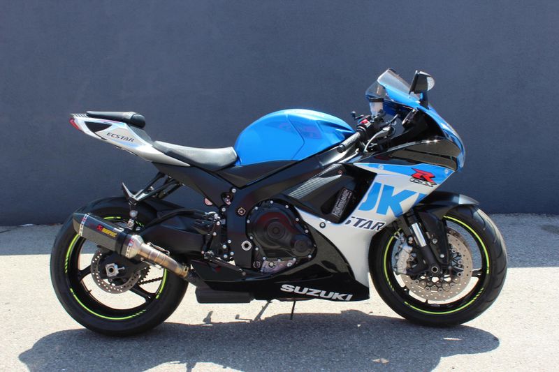 Used 2022 Suzuki GSX-R600ZM2 CA Image 1