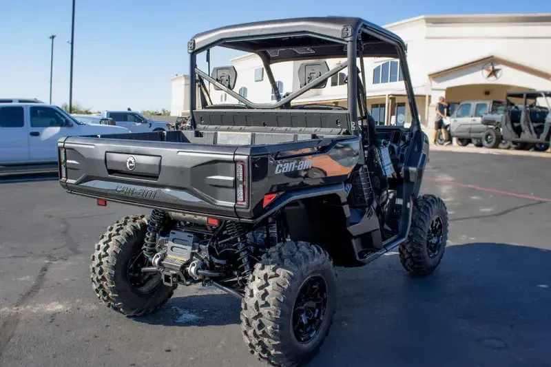 NEW 2026 CAN-AM DEFENDER XT HD11 WITH 1025 INCH TOUCHSCREEN  in a STEALTH BLACK exterior color. Family PowerSports (877) 886-1997 familypowersports.com