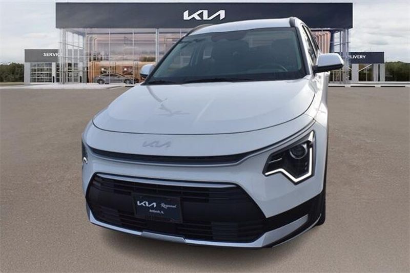 New 2025 Kia Niro EXImage 7