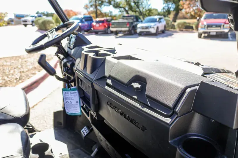 NEW 2026 POLARIS RANGER CREW 1000 PREMIUM Image 9