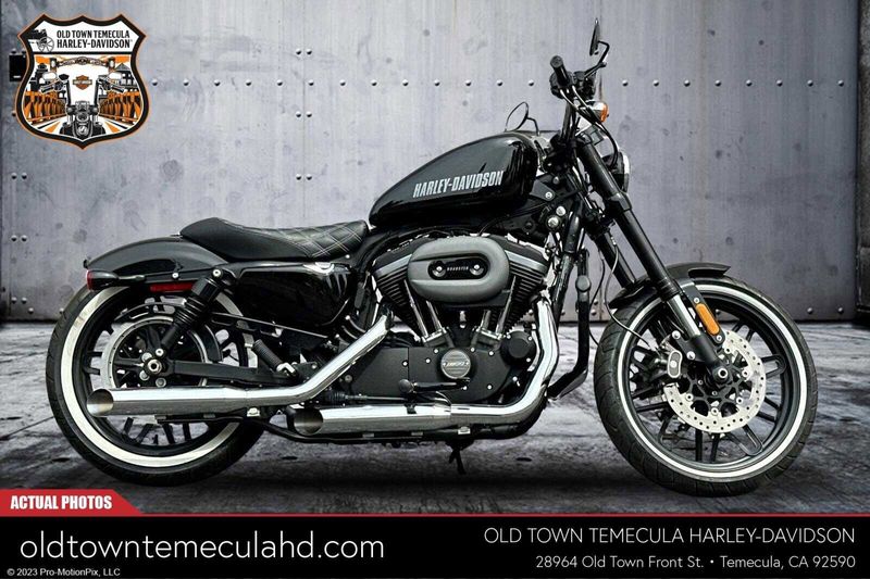 2017 Harley-Davidson Sportster in a BLACK W/PINSTRIPE exterior color. BMW Motorcycles of Temecula – Southern California (951) 506-6903 bmwmotorcyclesoftemecula.com 