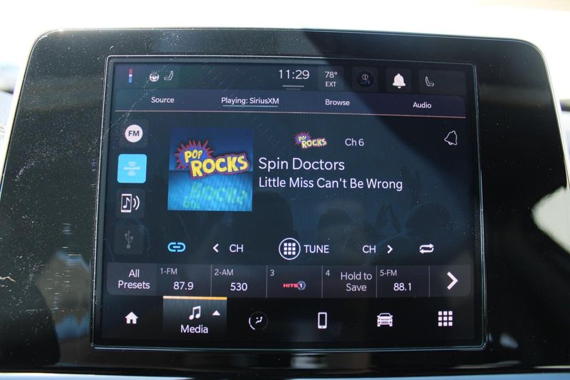 2025 Jeep Compass Latitude photo 18