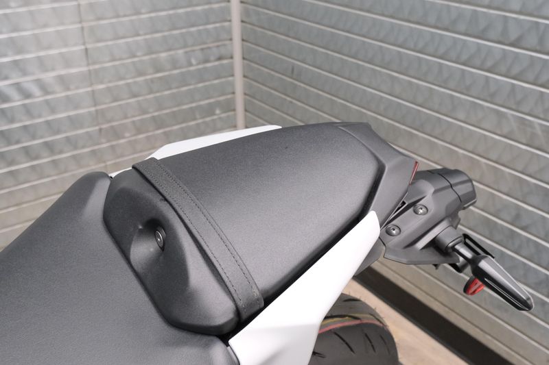 NEW 2026 YAMAHA MT09 Image 17