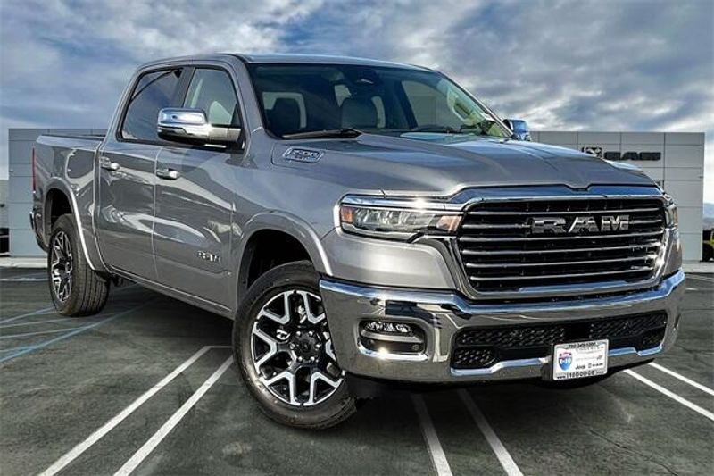 2025 RAM 1500 Laramie Crew Cab 4x4 5