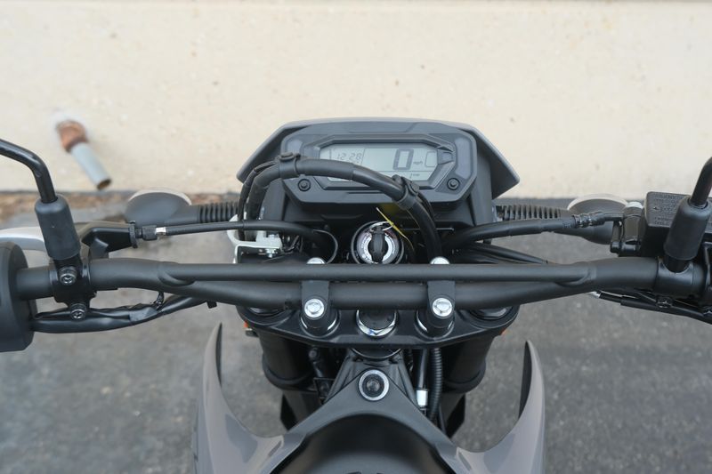 2025 Kawasaki KLX230SM ABS BATTLE GRAY Image 17