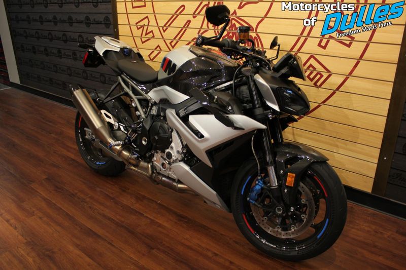 Used 2025 BMW M1000R Image 2