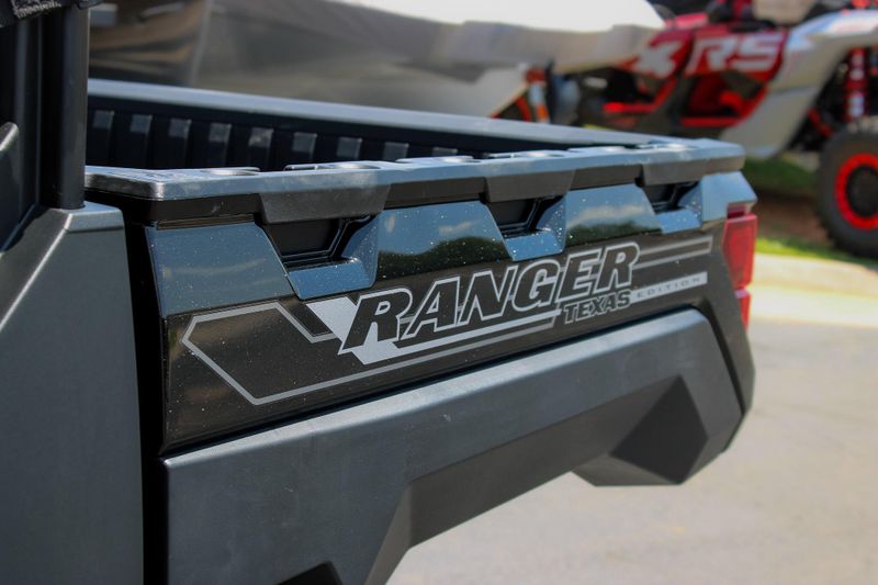 2025 Polaris RANGER CREW XP 1000 TEXAS EDITION BLACK CRYSTAL Image 14