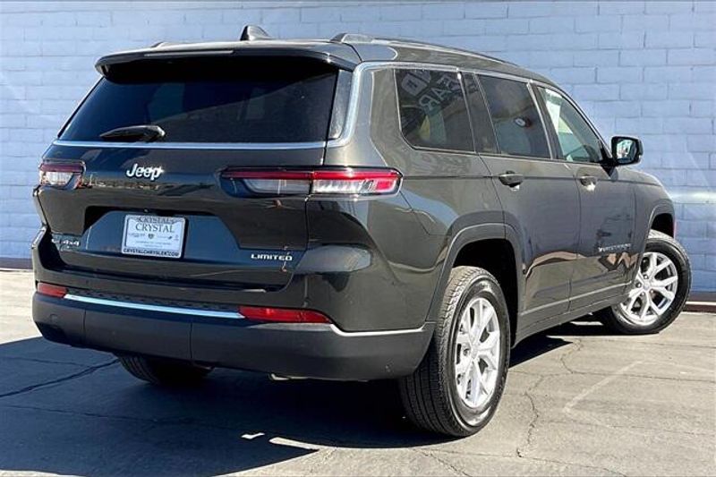 Used 2021 Jeep Grand Cherokee L LimitedImage 13